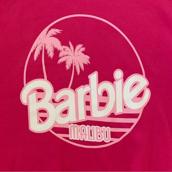 💖 Malibu Barbie Official Sweatshirt - Size S - NWT - Picture 4 of 4